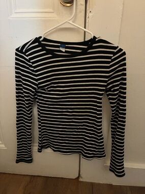 Old Navy Black and White Striped Long Sleeve Top